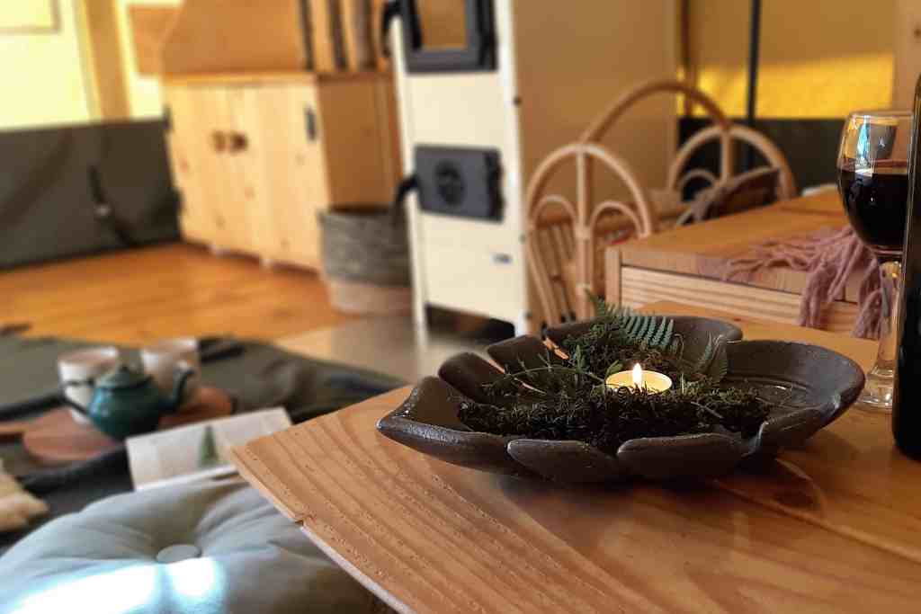 Hoopoe Glamping and safari lodge with a wooden log | Skadar Lake Montenegro